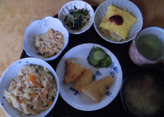 ある日の昼食です！美味しそうです