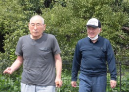 夏の庭歩き。秋の気配が風に感じられます。