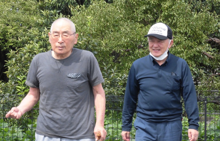 夏の庭歩き。秋の気配が風に感じられます。
