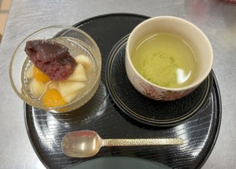 敬老会のおやつです。