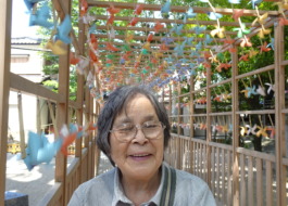 現人神社の風車に囲まれて撮った写真