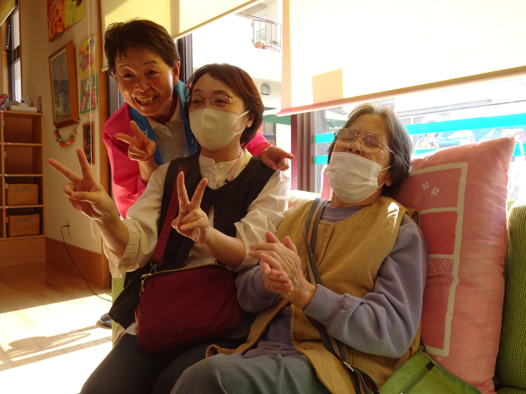 ふくしセンター早良の感謝祭に参加している利用者さん