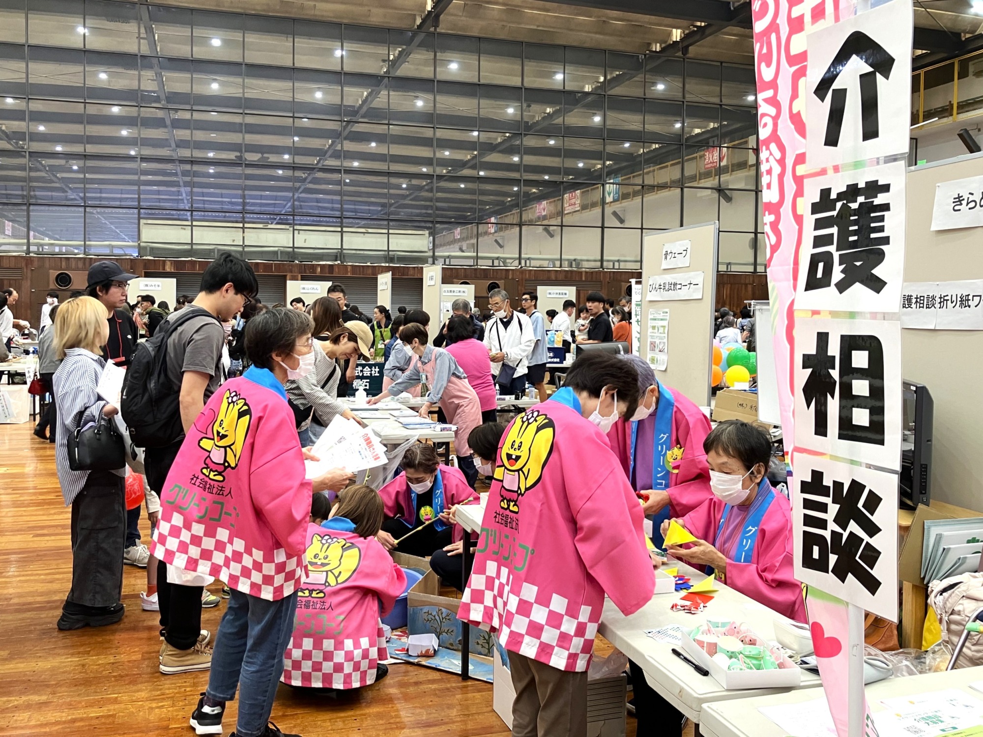 折り紙コーナーの様子