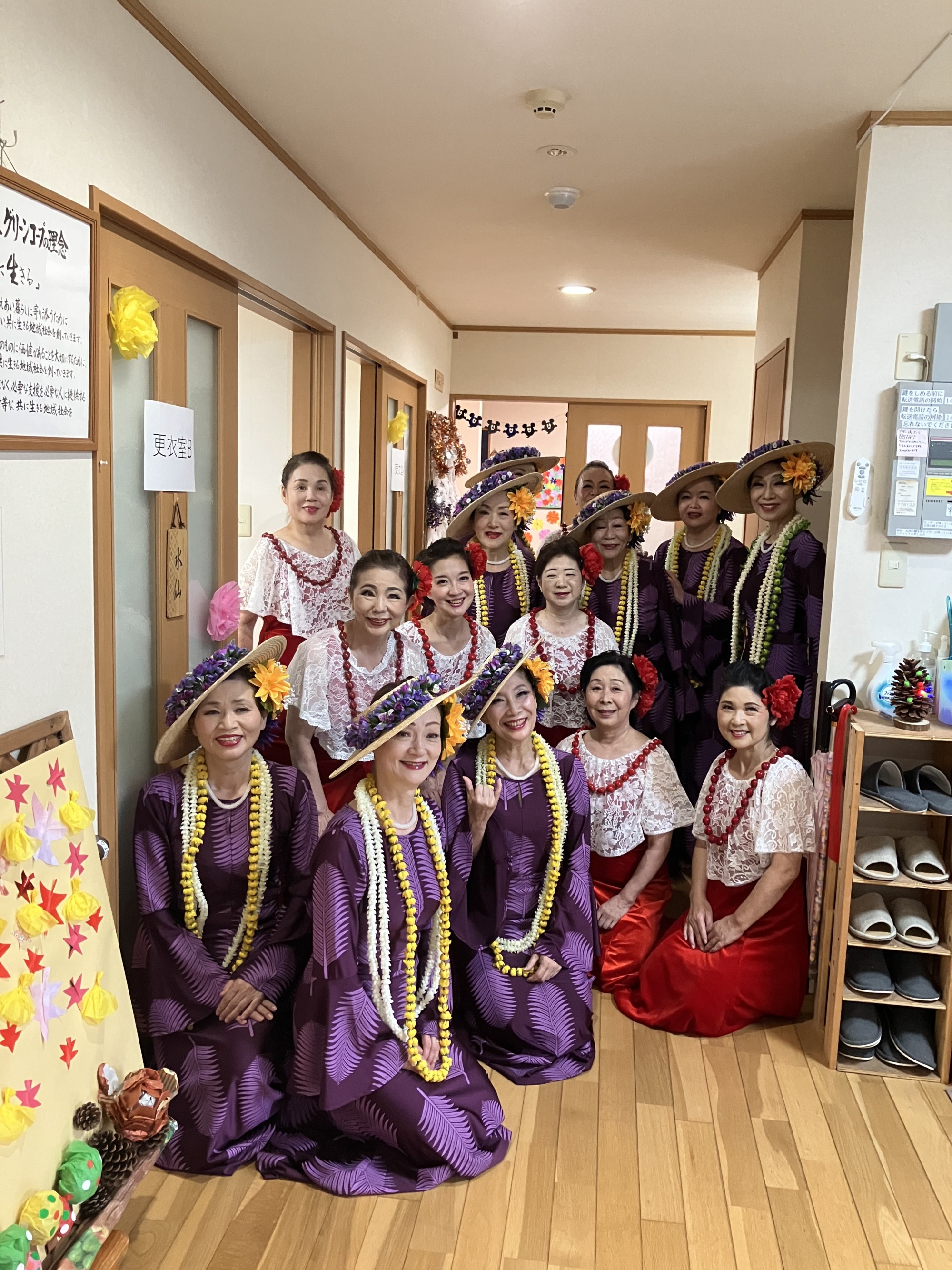 フラダンス踊る方々