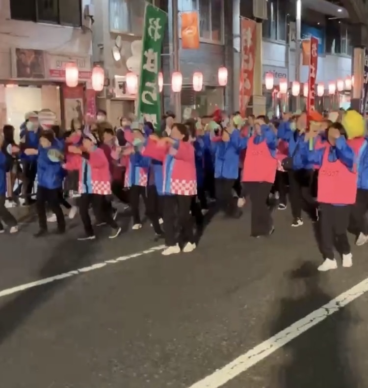 グリーンコープのみんなで踊ってます