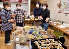 持ち寄った料理の様子