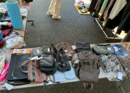 フリーマーケット提供品