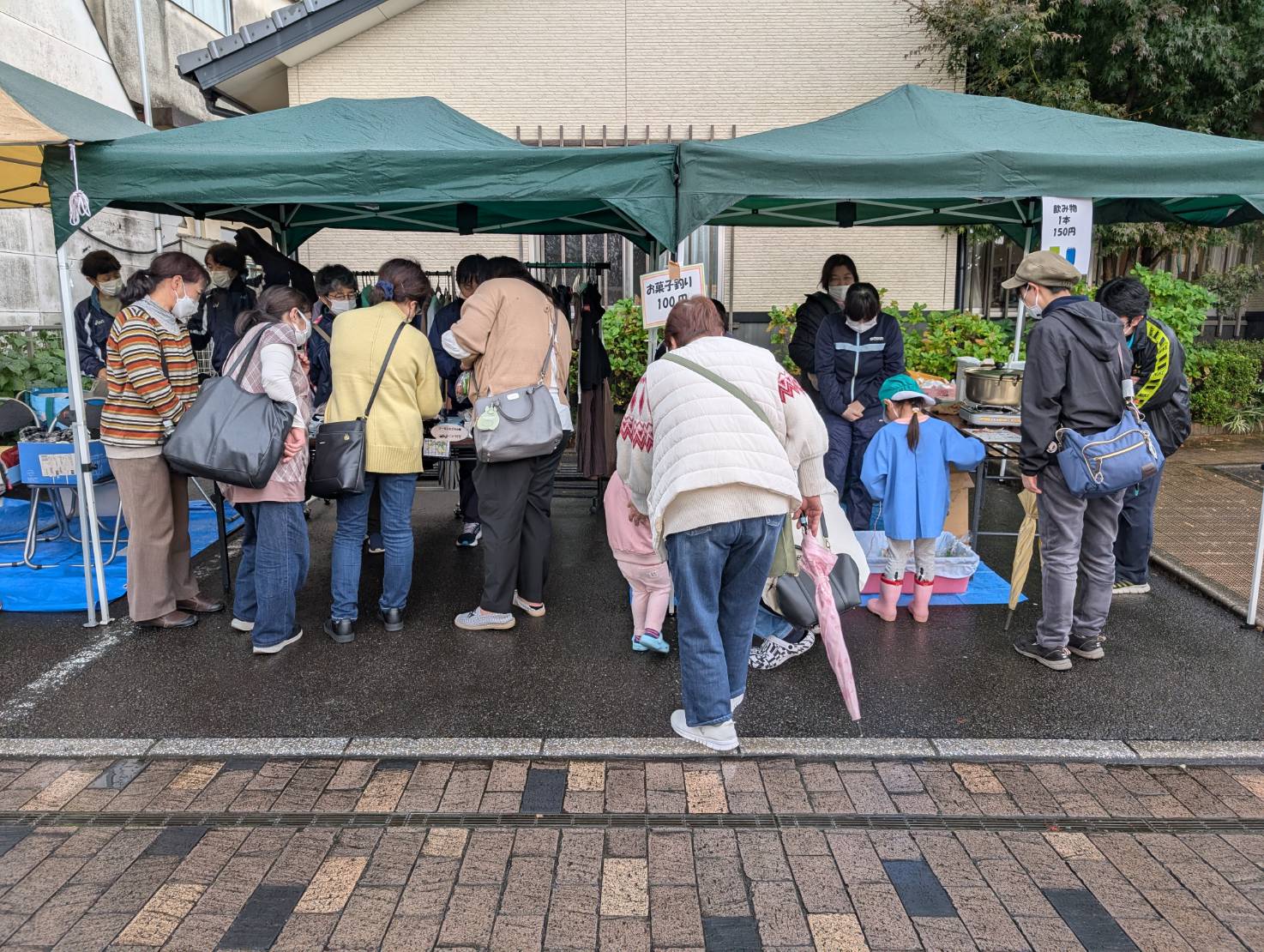 地域の祭り、バザー