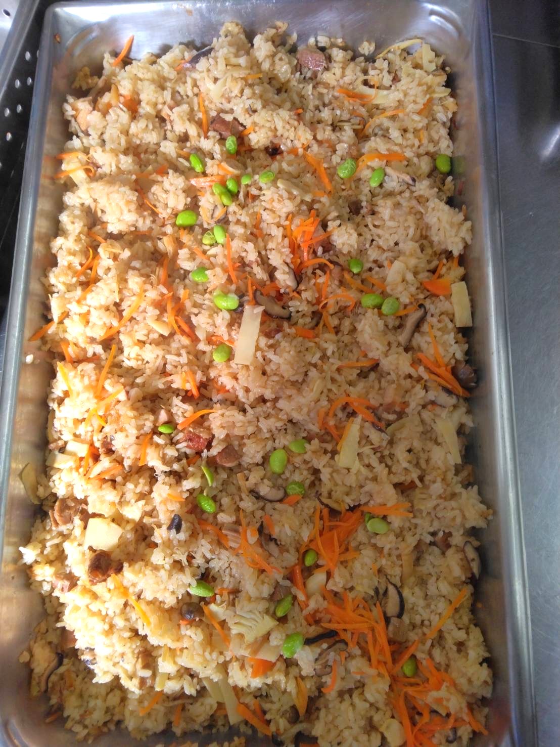 中華風炊き込みご飯の写真