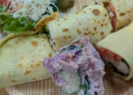 彩り野菜クレープのランチプレート