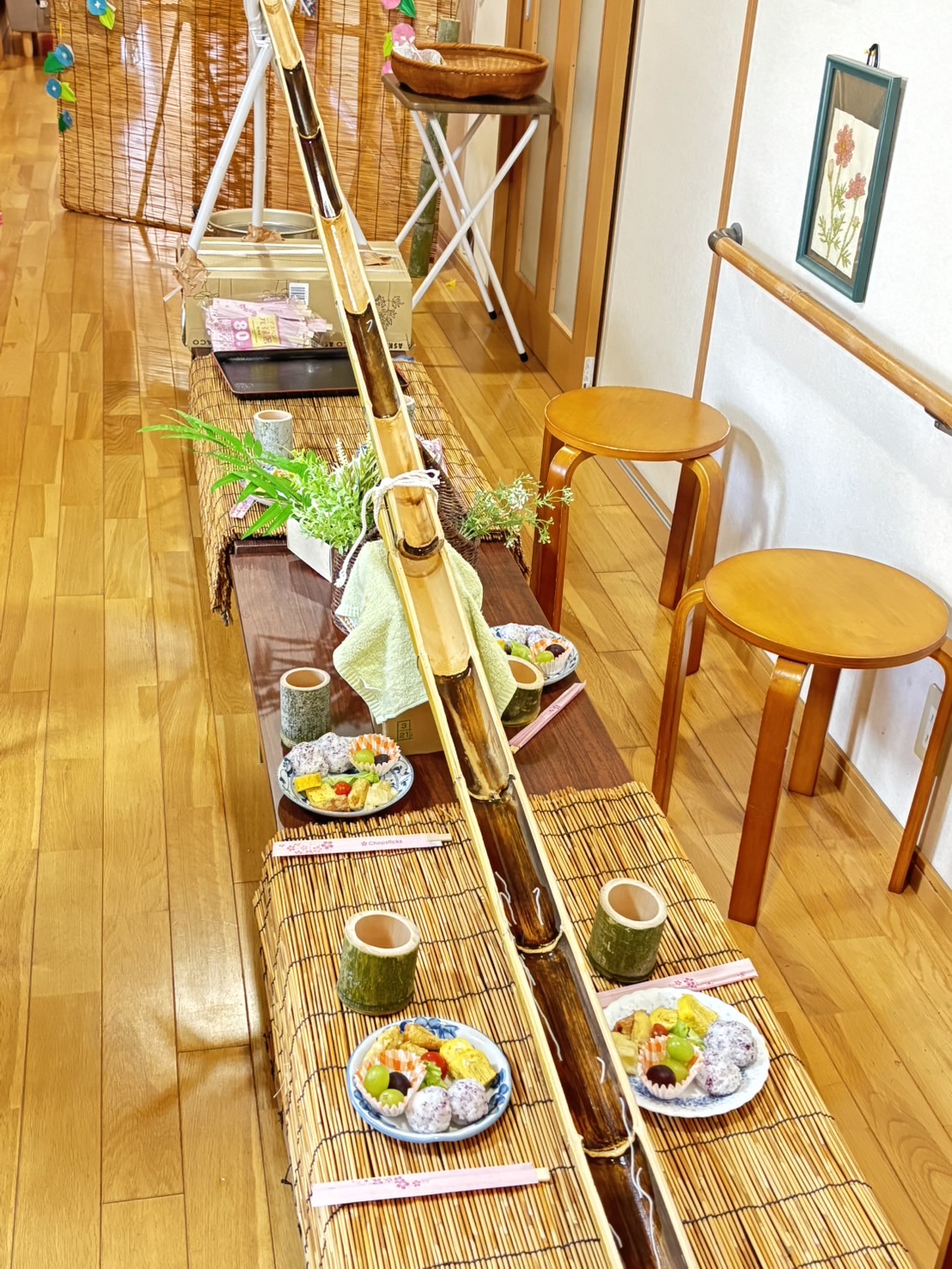 竹を使ったそうめん流し