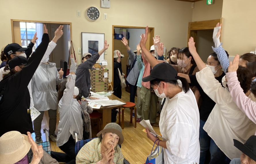 朝のミーティングの様子