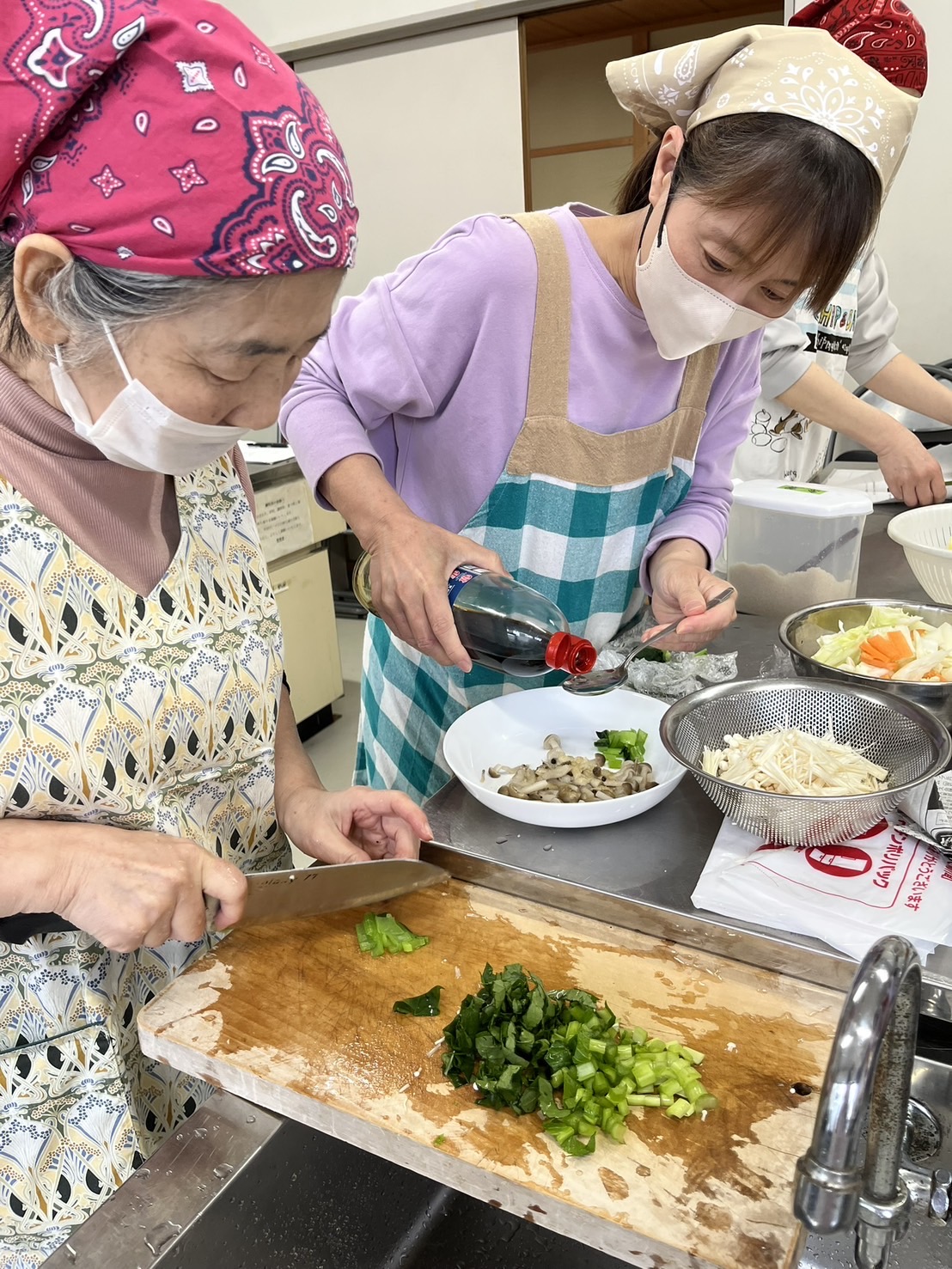 具材を切っている様子