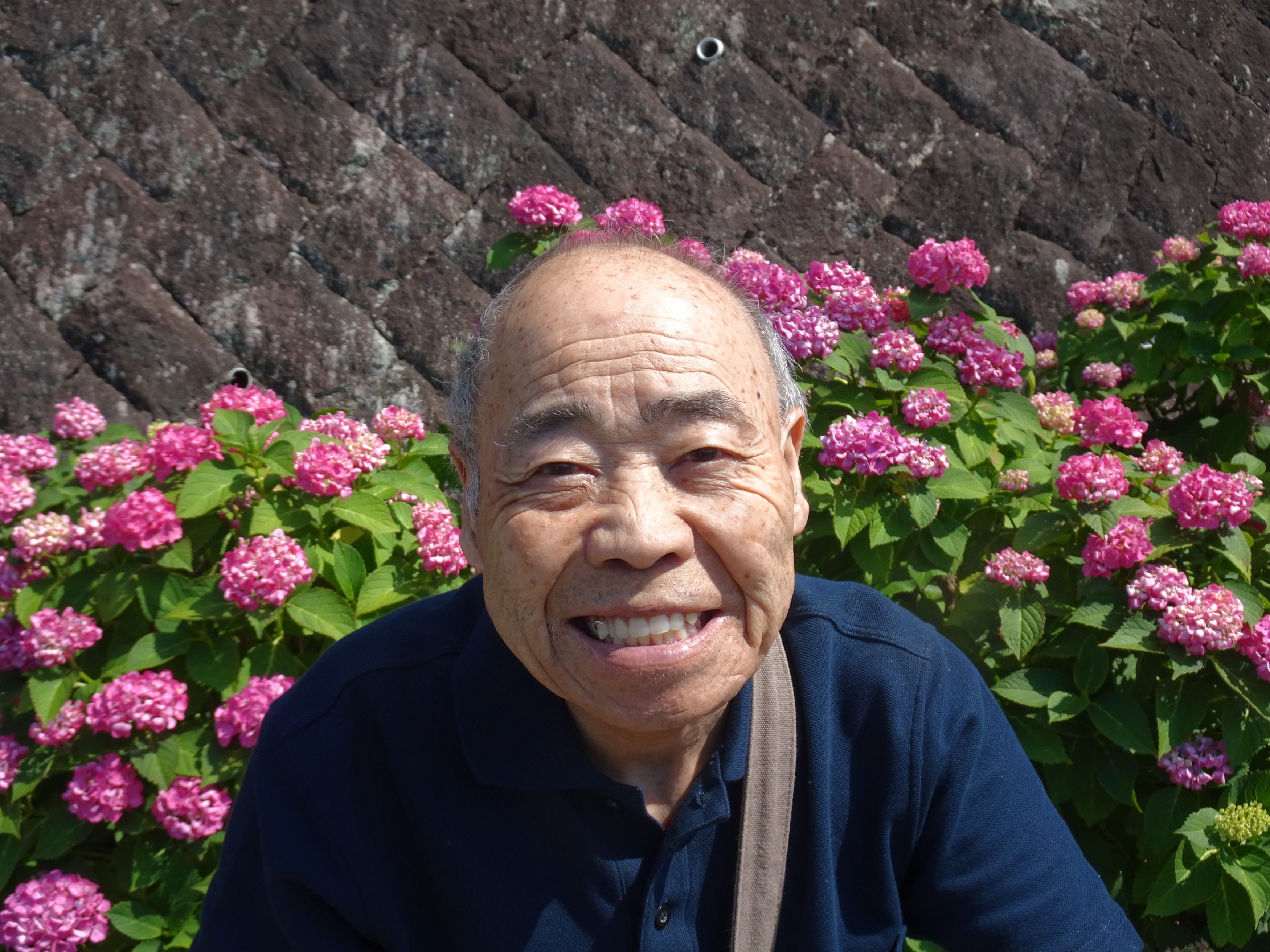 あじさいの前で撮った利用者さんの写真