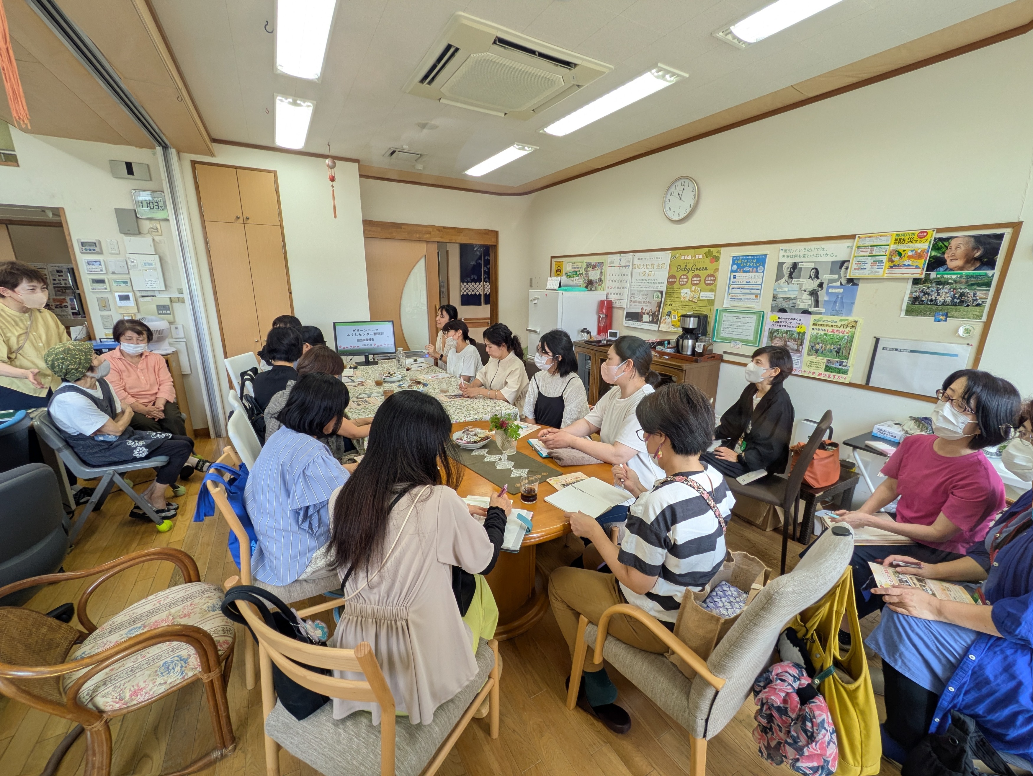 いとしま西地域委員会のみなさんたち