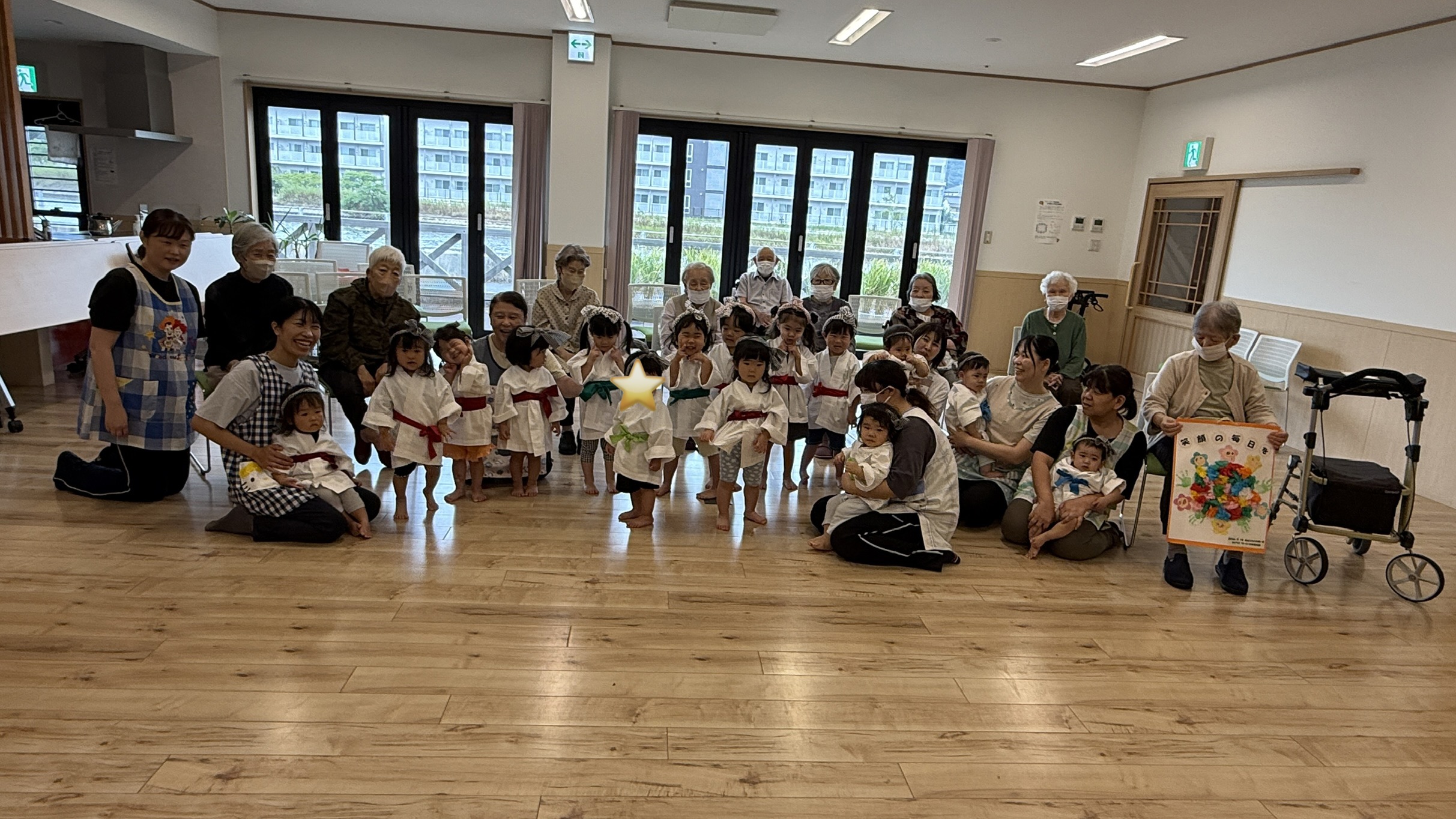 敬老の日のお祝い会交流　23枚