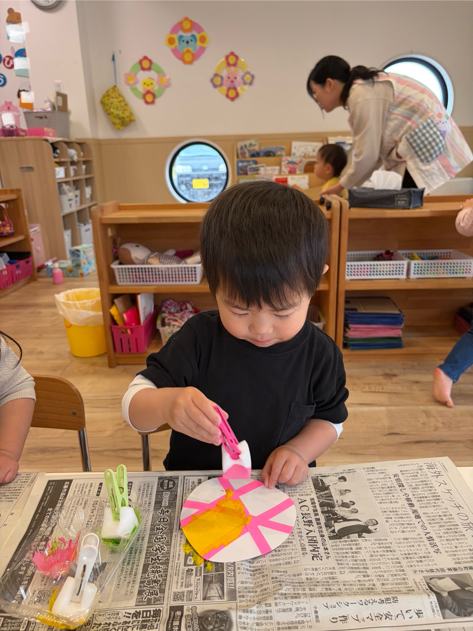 製作するこども